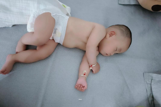 运城宝宝总是摇头怎么回事
